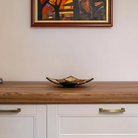 Family-friendly Place Steps From Mall Of Апартамент *