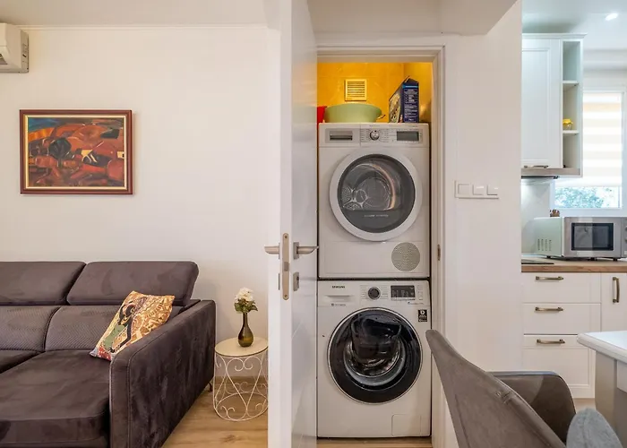 Family-friendly Place Steps From Mall Of Sofia